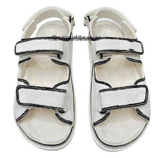slippersleather white black mules slides strap flats printed dad sandals hook and loop beach shoes imported sheepskin lining size 35-42
slippersleather white black mules slides strap flats printed dad sandals hook and loop beach shoes imported sheepskin lining size 35-42