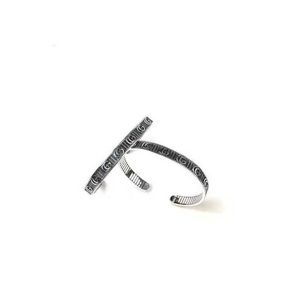 2023 designer new jewelry s925 silver double letter bracelet with stripe pattern for old ring opening men and women, Black
2023 designer new jewelry s925 silver double letter bracelet with stripe pattern for old ring opening men and women, Black