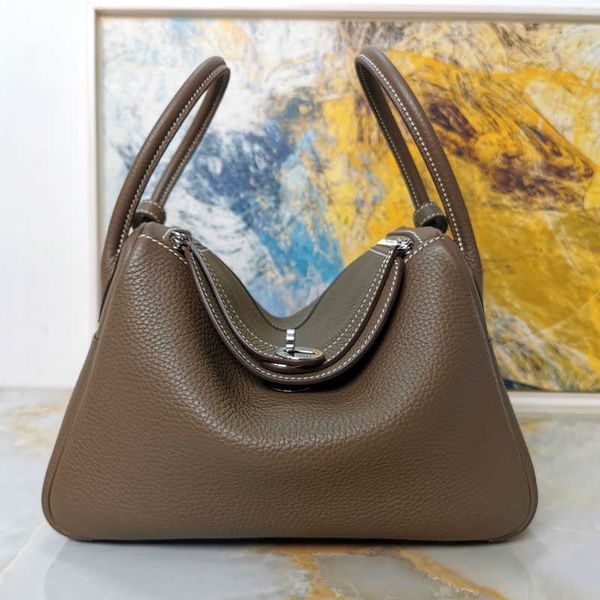 original edition legal copy 8a herms's lindis bags for sale fully handmade wax thread handsewn women's 26 leather tc cow skin litc
original edition legal copy 8a herms's lindis bags for sale fully handmade wax thread handsewn women's 26 leather tc cow skin litc