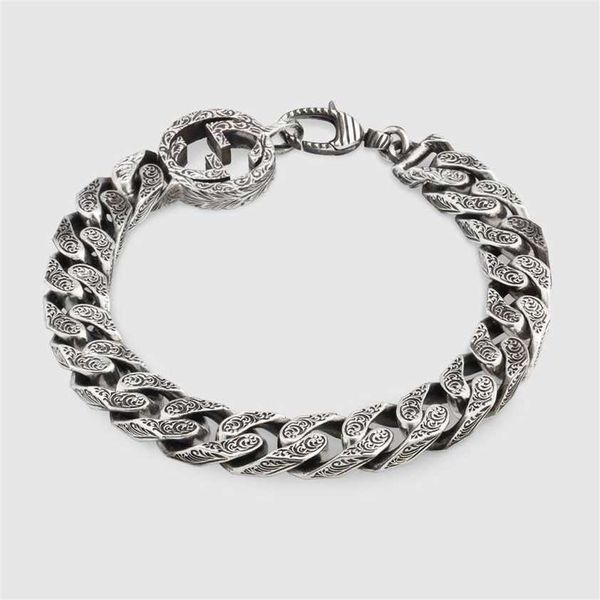 2023 designer new same antique double g pattern bracelet is fashionable and exaggerated. it's trendsetter of whip chain, Black
2023 designer new same antique double g pattern bracelet is fashionable and exaggerated. it's trendsetter of whip chain, Black