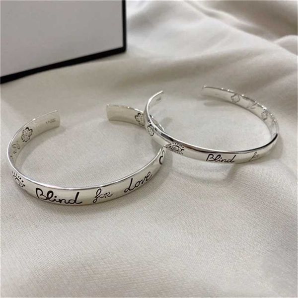2023 designer new fashion jewelry 925 double love fearless flowers men and women fashion simple trend open bracelet valentine's day gif, Black
2023 designer new fashion jewelry 925 double love fearless flowers men and women fashion simple trend open bracelet valentine's day gif, Black