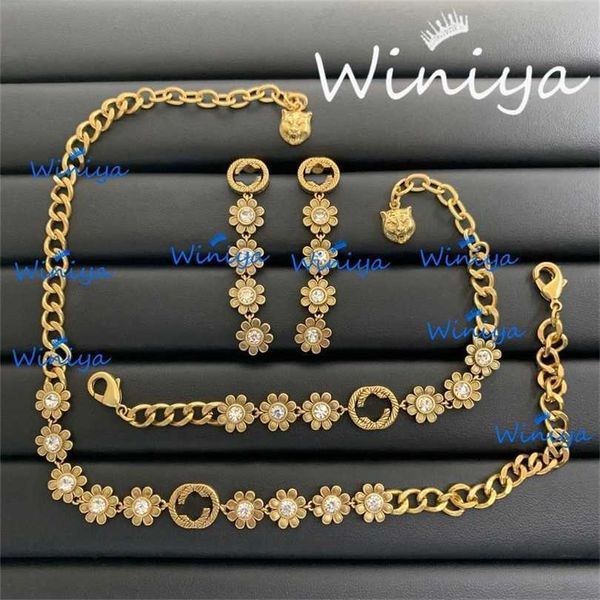 2023 designer new jewelry family necklace letter inlaid flower neck chain bracelet earrings temperament fashion set, Silver
2023 designer new jewelry family necklace letter inlaid flower neck chain bracelet earrings temperament fashion set, Silver