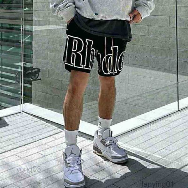 rhude shorts men fashion casual reflective skateboard hip hop beach pocket zipper, White;black
rhude shorts men fashion casual reflective skateboard hip hop beach pocket zipper, White;black