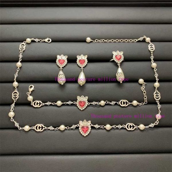 2023 designer new gujia letter love flower lovely style suit/gjia new multilateral diamond pearl necklace bracelet earring ring, Silver
2023 designer new gujia letter love flower lovely style suit/gjia new multilateral diamond pearl necklace bracelet earring ring, Silver