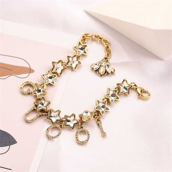 2023 designer new jewelry family letter bee five pointed star inlaid fashion double bracelet female personality ancient gold hand, Black
2023 designer new jewelry family letter bee five pointed star inlaid fashion double bracelet female personality ancient gold hand, Black