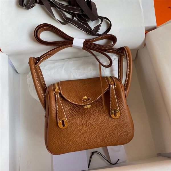 9a r bags handbag 2023 new mini 19cm one shoulder messenger bag fashion classic women's bag luxury custom made brand bags pillow bag ha
9a r bags handbag 2023 new mini 19cm one shoulder messenger bag fashion classic women's bag luxury custom made brand bags pillow bag ha