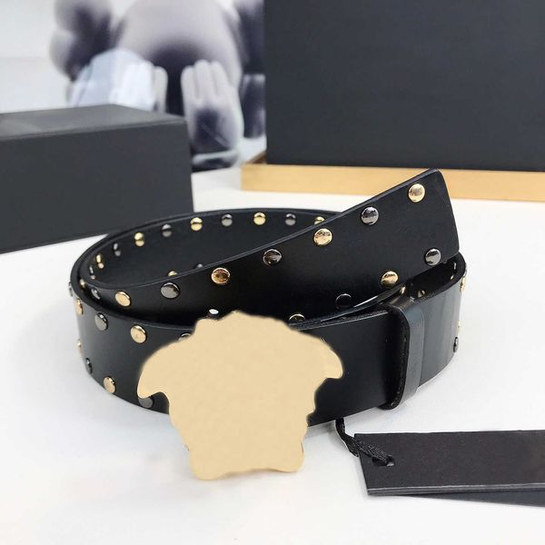high-quality men belt classic vintage head decorative hardware buckle casual belts r fashion denim pants belt width 4.0cm with exquisite gif, Black;brown
high-quality men belt classic vintage head decorative hardware buckle casual belts r fashion denim pants belt width 4.0cm with exquisite gif, Black;brown