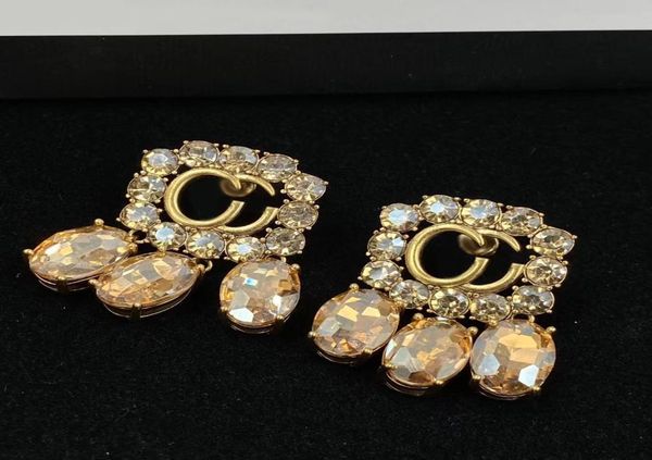 classic style charm earrings light luxury brand designer crystal diamond earrings wedding party jewelry with box3517990, Golden
classic style charm earrings light luxury brand designer crystal diamond earrings wedding party jewelry with box3517990, Golden