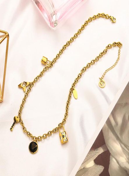 18k gold plated pendant necklaces luxury brand designersfour leaf love diamond letter lock fashion women stainless steel necklaces3306969, Silver
18k gold plated pendant necklaces luxury brand designersfour leaf love diamond letter lock fashion women stainless steel necklaces3306969, Silver