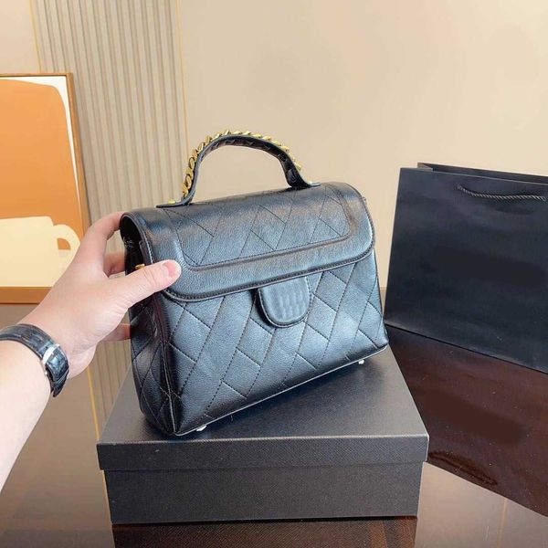 vintage luxury brand handbag women chain handle designer bags flip shoulder large capacity handbag luxurys handbag crossbody purse totes 230
vintage luxury brand handbag women chain handle designer bags flip shoulder large capacity handbag luxurys handbag crossbody purse totes 230