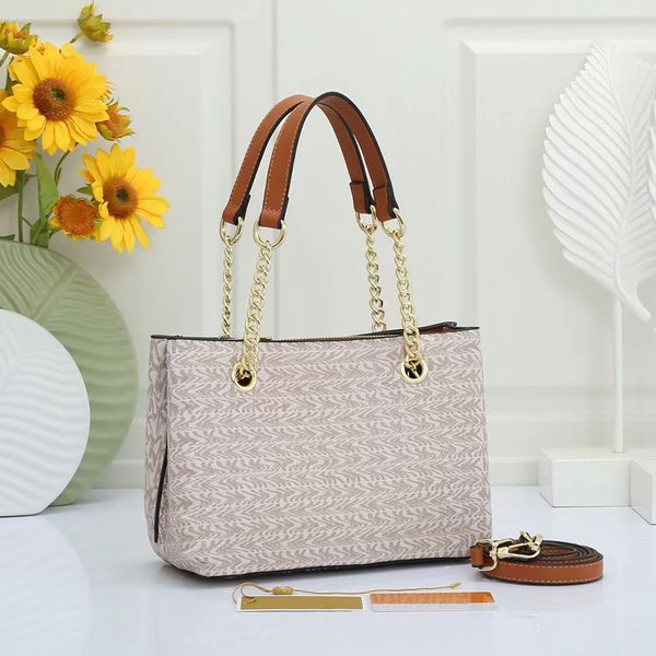 2023 shopping bag pure letter pattern large capacity original designer bag chain bag fashion classic one shoulder tote handbag
2023 shopping bag pure letter pattern large capacity original designer bag chain bag fashion classic one shoulder tote handbag