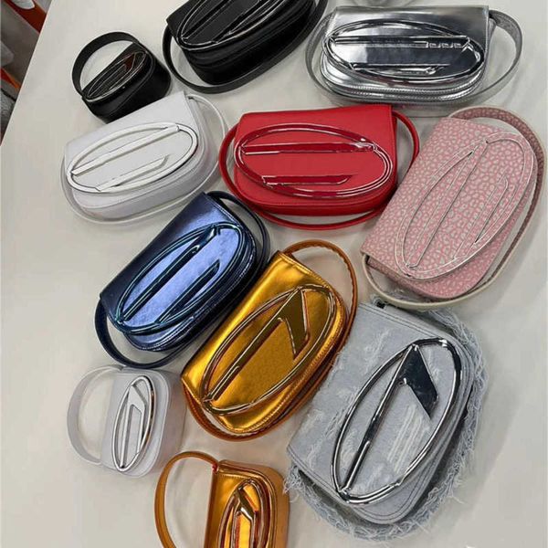 12 styles die shoulder bags luxury women handle handbags diamond purse designer leather underarm flap denim bag fashion handbags 230215
12 styles die shoulder bags luxury women handle handbags diamond purse designer leather underarm flap denim bag fashion handbags 230215