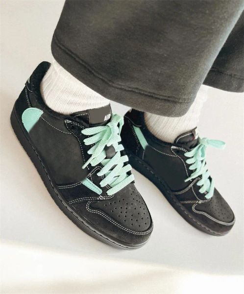 basketball shoes travis scotts x jumpman 1 low og fragment black x tiffany designer mens woman sports sneakers size 5.5-13
basketball shoes travis scotts x jumpman 1 low og fragment black x tiffany designer mens woman sports sneakers size 5.5-13