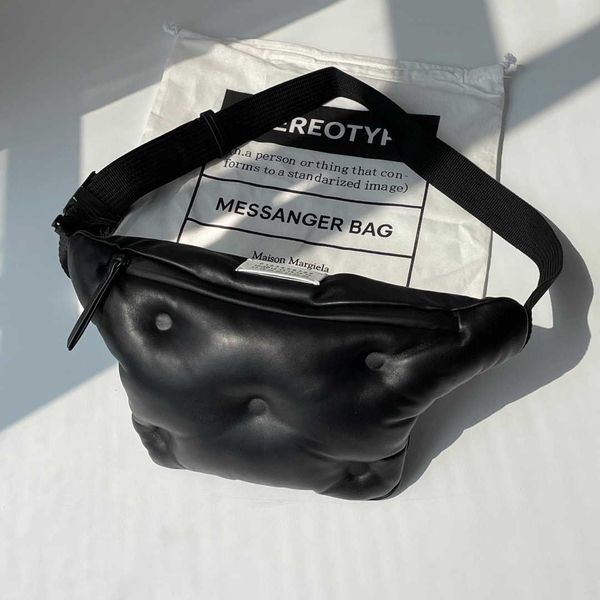 niche style margiela margiela magilla men and women's mm6 sheepskin cross-body shoulder waist bag chest bag cloud bag
niche style margiela margiela magilla men and women's mm6 sheepskin cross-body shoulder waist bag chest bag cloud bag