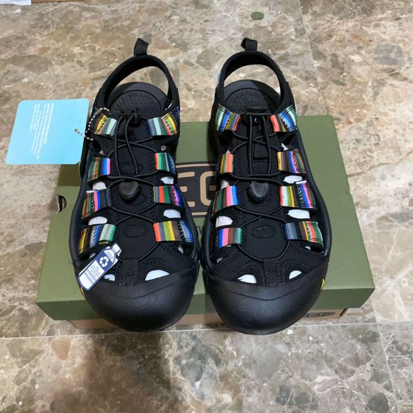 fashion men's shoes the sandal toe protection sandals and women's outdoor wading non-slip river tracing, Black
fashion men's shoes the sandal toe protection sandals and women's outdoor wading non-slip river tracing, Black