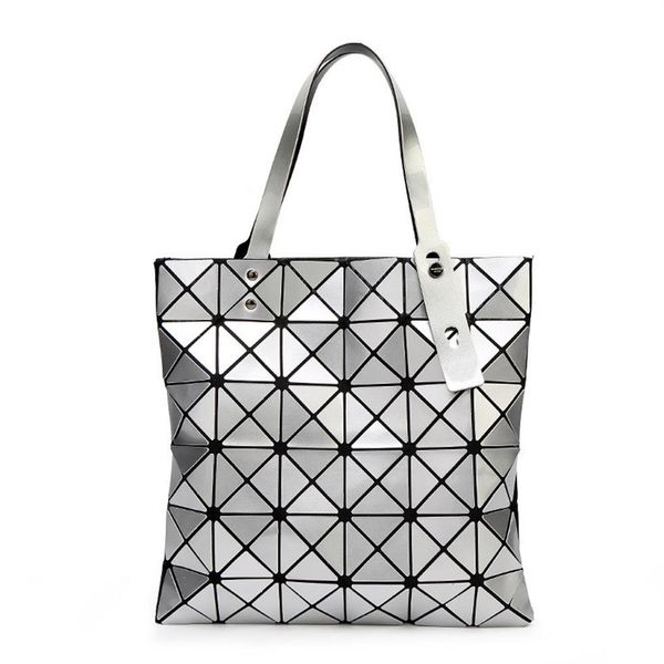 2021 new fashion women's bag sequin geometric lingge trend one shoulder portable japanese laser2348, Black;red
2021 new fashion women's bag sequin geometric lingge trend one shoulder portable japanese laser2348, Black;red