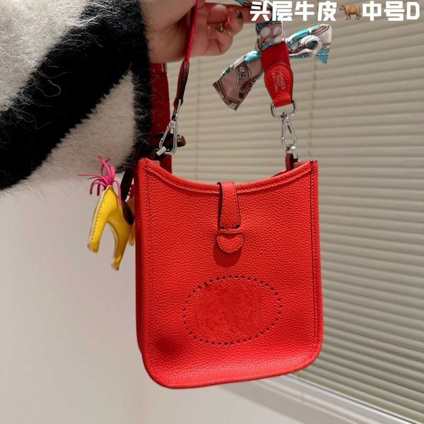 designer bag cow evelynbag totes women's high end layer bags bucket 2023 with lychee pattern h hollow out single shoulder cross u2ux wi
designer bag cow evelynbag totes women's high end layer bags bucket 2023 with lychee pattern h hollow out single shoulder cross u2ux wi