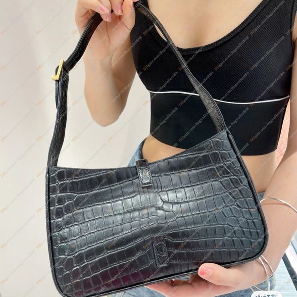 underarm bag hobo shoulder bags fashion handbags women purse armpit bag classic genuine leather luxury designer clutch gold metal letters br
underarm bag hobo shoulder bags fashion handbags women purse armpit bag classic genuine leather luxury designer clutch gold metal letters br