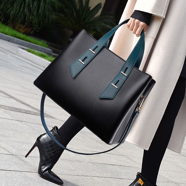 evening bags designer shoulder bag handbag lady crossbody tote genuine saffiano leather for women fashion handbags hobo chain purse messeng
evening bags designer shoulder bag handbag lady crossbody tote genuine saffiano leather for women fashion handbags hobo chain purse messeng