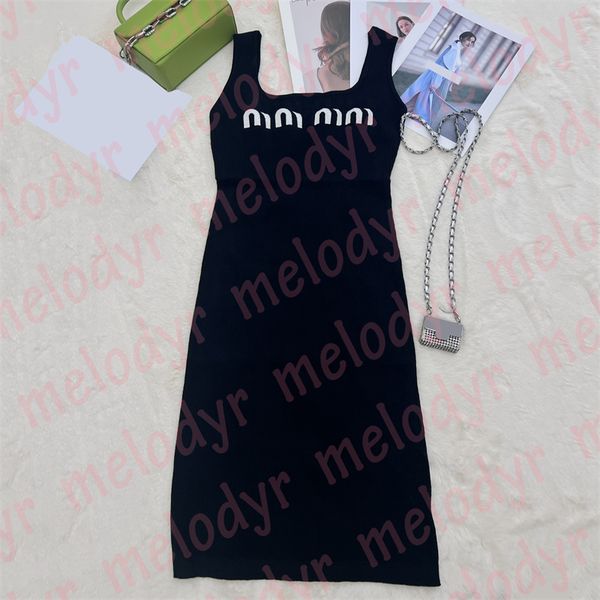 black knitted dress letter print womens skirts summer fashion breathable sleeveless dress high elastic dress
black knitted dress letter print womens skirts summer fashion breathable sleeveless dress high elastic dress