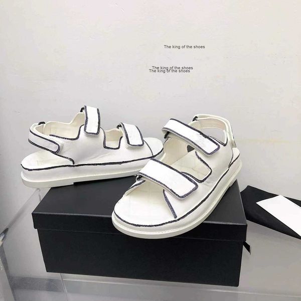 slipperswhite black 22c leather mules slides strap flats printed dad sandals hook and loop beach shoes imported sheepskin lining size 35-42
slipperswhite black 22c leather mules slides strap flats printed dad sandals hook and loop beach shoes imported sheepskin lining size 35-42