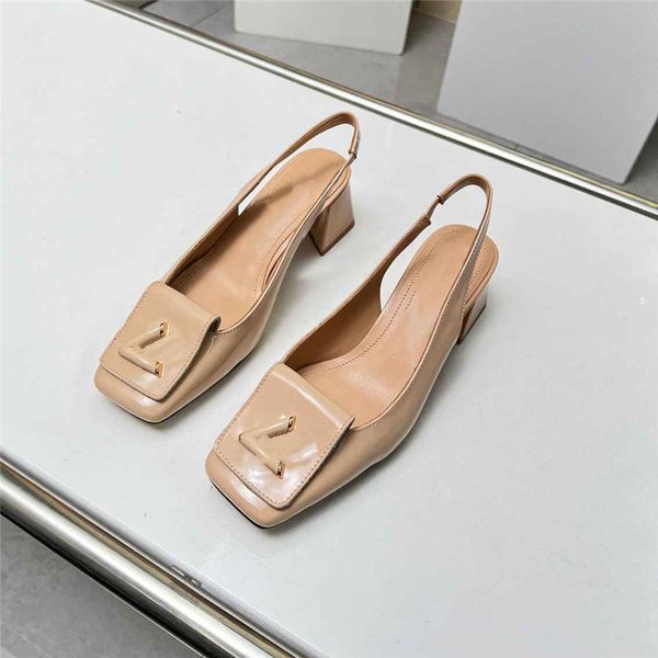 dress shoes 2023 fashion louiseity women leather high heel letter logo party wedding tourism holiday casual flat shoes viutonity 04-05, Black
dress shoes 2023 fashion louiseity women leather high heel letter logo party wedding tourism holiday casual flat shoes viutonity 04-05, Black