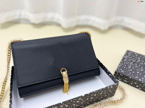 woman designer bag shoulder bag handbag purse with pendant tassel genuine leather cross body chain high grade quality
woman designer bag shoulder bag handbag purse with pendant tassel genuine leather cross body chain high grade quality