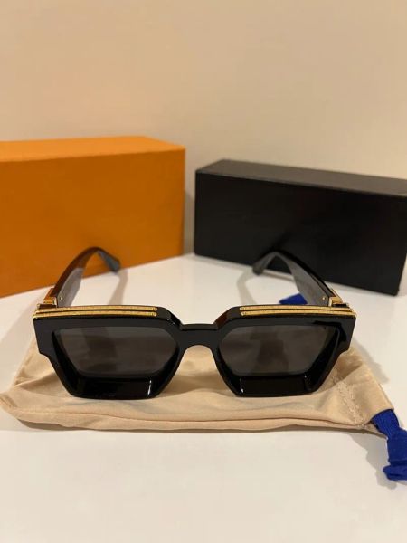 luxury millionaire sunglasses for men women full frame vintage designer evidence sunglasses millionaires cyclone shiny gold sell gold plated, White;black
luxury millionaire sunglasses for men women full frame vintage designer evidence sunglasses millionaires cyclone shiny gold sell gold plated, White;black