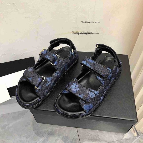 slipperswhite black 22ss 22c leather mules slides strap flats printed dad sandals hook and loop beach shoes imported sheepskin lining size 3
slipperswhite black 22ss 22c leather mules slides strap flats printed dad sandals hook and loop beach shoes imported sheepskin lining size 3