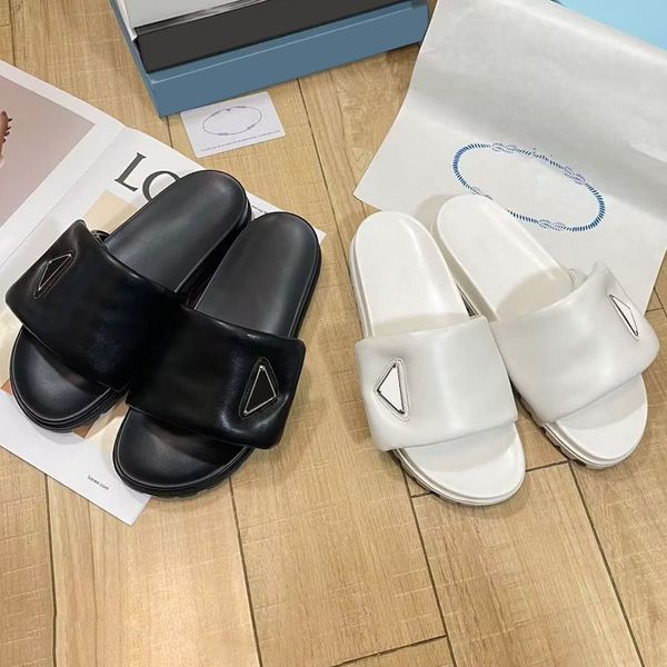 2023 glossy leather mid heel women slippers white black slides mules sandals designer heels slide lady wedding footwear shoes size 35-40
2023 glossy leather mid heel women slippers white black slides mules sandals designer heels slide lady wedding footwear shoes size 35-40