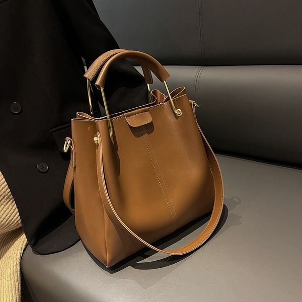 evening bags retro winter small pu leather crossbody shoulder for women simple bucket handbags and purses female travel 230320
evening bags retro winter small pu leather crossbody shoulder for women simple bucket handbags and purses female travel 230320