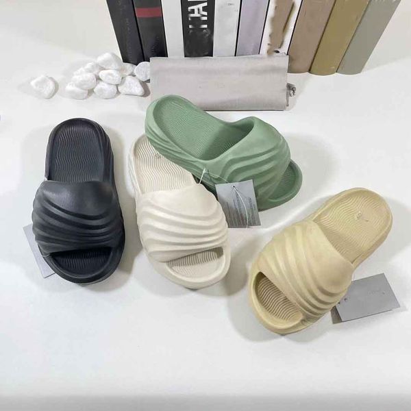 fashion designer slippers men's new bubble drag eve thick bottom 2023 spring/summer fashion drag high grade young universal bag sports, Black
fashion designer slippers men's new bubble drag eve thick bottom 2023 spring/summer fashion drag high grade young universal bag sports, Black