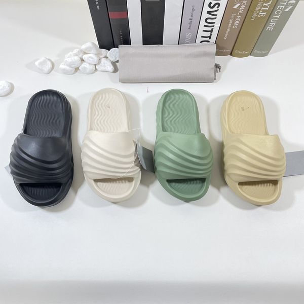 2023 fashion slide mens slippers designer luxury eua rubber foam sandals 40-45, Black
2023 fashion slide mens slippers designer luxury eua rubber foam sandals 40-45, Black