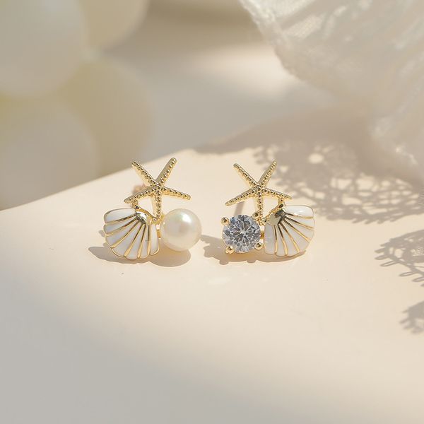 starfish shell stud earrings for women small cute earrings with imitation pearl fashion banquet wedding jewelry, Golden;silver
starfish shell stud earrings for women small cute earrings with imitation pearl fashion banquet wedding jewelry, Golden;silver