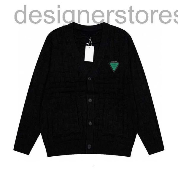 designer sweater mens designer triangle tt long sleeve knit cardigan casual wool pullover sweatshirt couples jacket 111 tohu, White;black
designer sweater mens designer triangle tt long sleeve knit cardigan casual wool pullover sweatshirt couples jacket 111 tohu, White;black