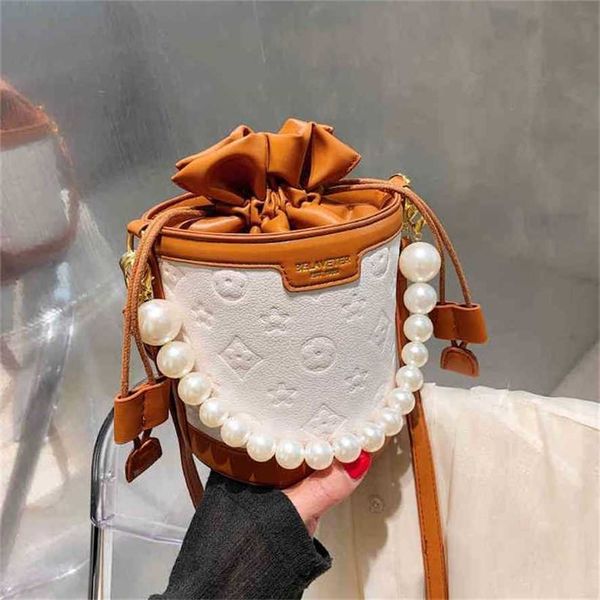handbag 2023 new bag pearl chain women's summer bucket advanced shoulder messenger
handbag 2023 new bag pearl chain women's summer bucket advanced shoulder messenger