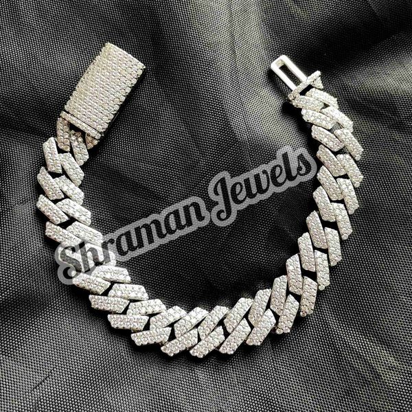 moissanite iced bust down 12mm solid hip hop cuban link bracelet in sterling silver
moissanite iced bust down 12mm solid hip hop cuban link bracelet in sterling silver