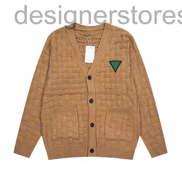 designer sweater mens designer triangle v long sleeve knit cardigan casual wool pullover sweatshirt couples jacket pmhk, White;black
designer sweater mens designer triangle v long sleeve knit cardigan casual wool pullover sweatshirt couples jacket pmhk, White;black