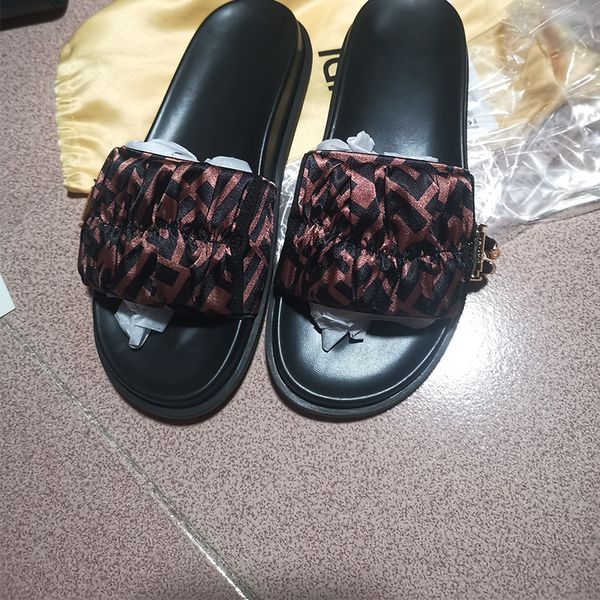 silk slippers woman printed satin material knotting and rope pulling letters flat slippers brown tobacco color, Black
silk slippers woman printed satin material knotting and rope pulling letters flat slippers brown tobacco color, Black