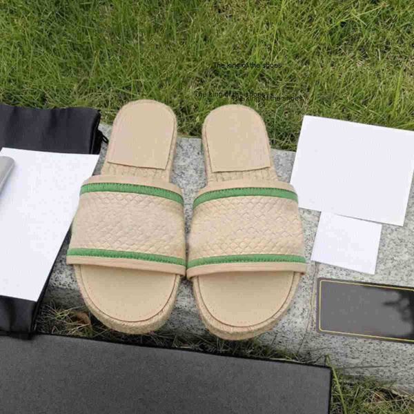 slipperssandals version 2022 new shoes designer slippers women new embroidered slippers with thick soles high letters wear cool fashionable, Black
slipperssandals version 2022 new shoes designer slippers women new embroidered slippers with thick soles high letters wear cool fashionable, Black