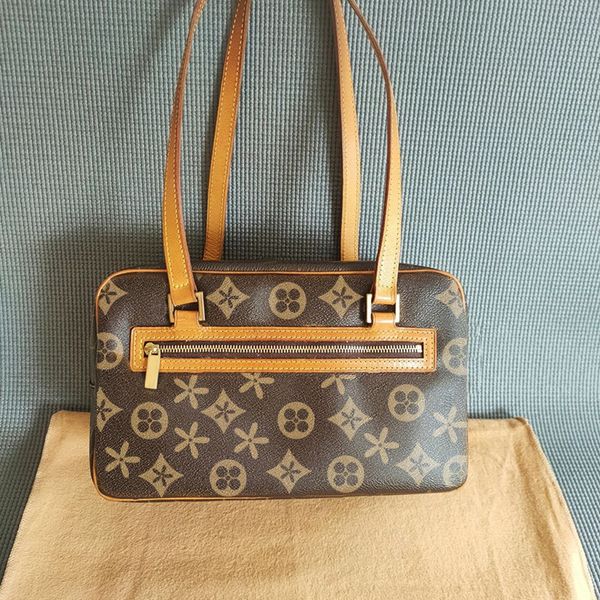 evening travel leather shoulder bag woman m46321 cite luxury viutonity tote handbag bags womens man designer purse mens louiseity flower poc
evening travel leather shoulder bag woman m46321 cite luxury viutonity tote handbag bags womens man designer purse mens louiseity flower poc