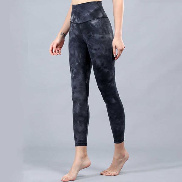 women's pants capris nwt yoga pants tie dye brushed nude elastic leggings high waist hip lift sport running pants for fitness, Black;white
women's pants capris nwt yoga pants tie dye brushed nude elastic leggings high waist hip lift sport running pants for fitness, Black;white