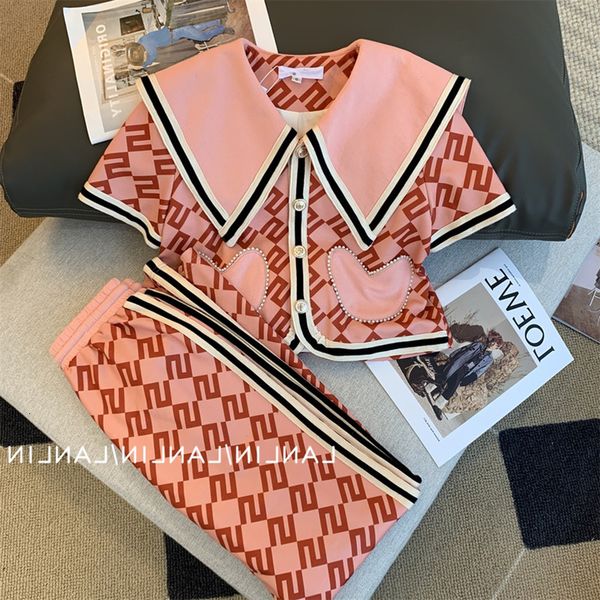 womens two piece pants french sweet vintage classic twopiece suit summer fashion print beaded short asual wideleg 2piece set 230320, White
womens two piece pants french sweet vintage classic twopiece suit summer fashion print beaded short asual wideleg 2piece set 230320, White