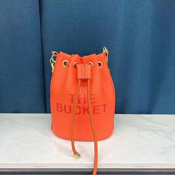 2023ss france designer bucket bag for women crossbody bag tote bag pu leather clutch purse fashion purse
2023ss france designer bucket bag for women crossbody bag tote bag pu leather clutch purse fashion purse
