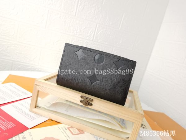 wallets multiple luxury design m86366 short wallet men women's pocket real leather zipper card pack slender coin purse m86366 diamond p, Red;black
wallets multiple luxury design m86366 short wallet men women's pocket real leather zipper card pack slender coin purse m86366 diamond p, Red;black