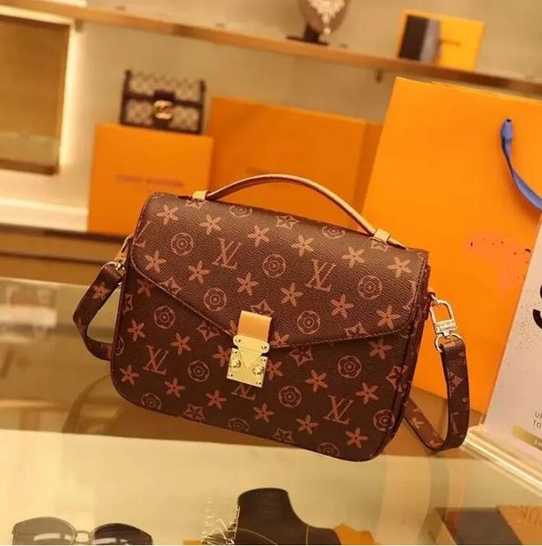 eller pillow bag baguette leather old flower splicing design tote bag designer bag shoulder bag crossbody bag clutch handbag leather messeng
eller pillow bag baguette leather old flower splicing design tote bag designer bag shoulder bag crossbody bag clutch handbag leather messeng