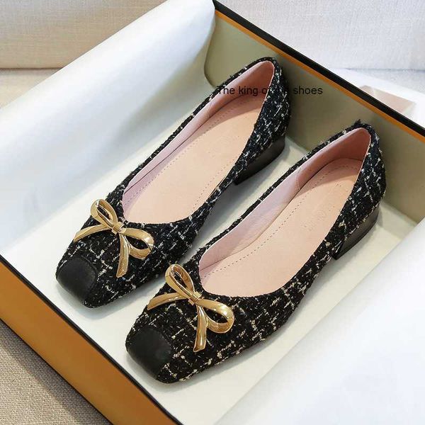 square head small fragrant style single shoes women's thick heels new french style gentle single shoes large shoes 41-43, Black
square head small fragrant style single shoes women's thick heels new french style gentle single shoes large shoes 41-43, Black
