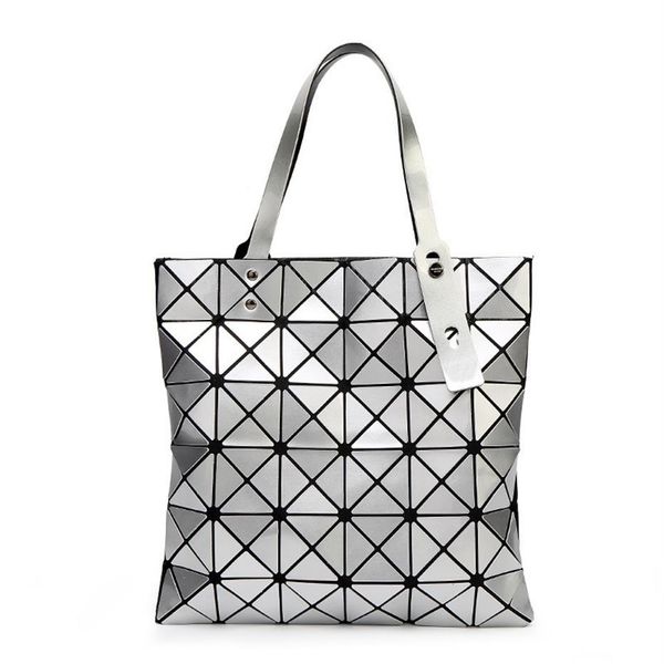 2021 new fashion women's bag sequin geometric lingge trend one shoulder portable japanese laser2476, Black;red
2021 new fashion women's bag sequin geometric lingge trend one shoulder portable japanese laser2476, Black;red