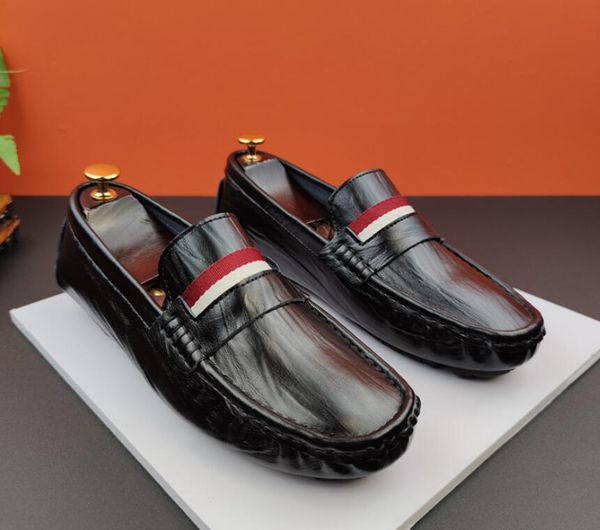 new lightweight lofers designer luxury mens moccasin shoes black men flats breathable casual slip-on loafers comfortable size: eu39-44
new lightweight lofers designer luxury mens moccasin shoes black men flats breathable casual slip-on loafers comfortable size: eu39-44