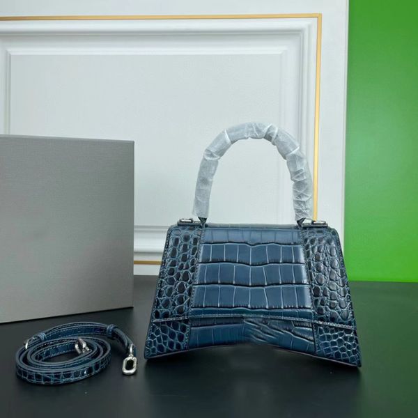 handbags half moon hobo totes chain woman shopping bags colors quailty fashion paty lady shoulder bag handbag purse tote
handbags half moon hobo totes chain woman shopping bags colors quailty fashion paty lady shoulder bag handbag purse tote